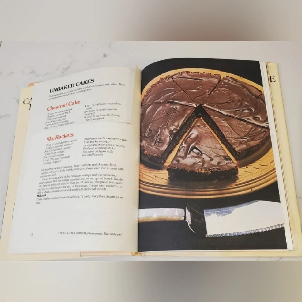 BOGO Vintage.The Color Book of Cakes & Cake Frostings